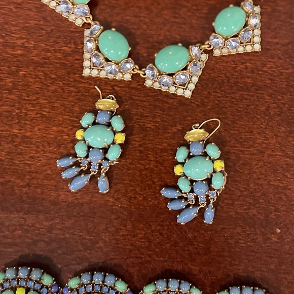 Stella & Dot bracelet, earrings and necklace - Picture 2 of 12